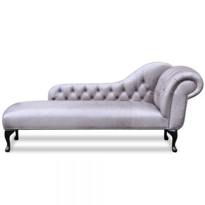 Queen Anne Chaise